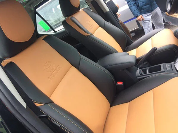 Bọc ghế da xe Fortuner